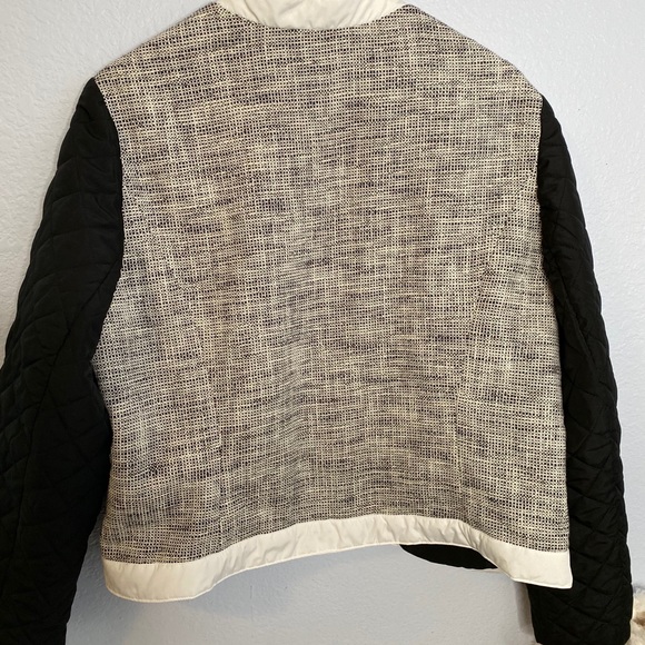 Chico’s quilted sleeve jacket blazer size 3 - Picture 6 of 9
